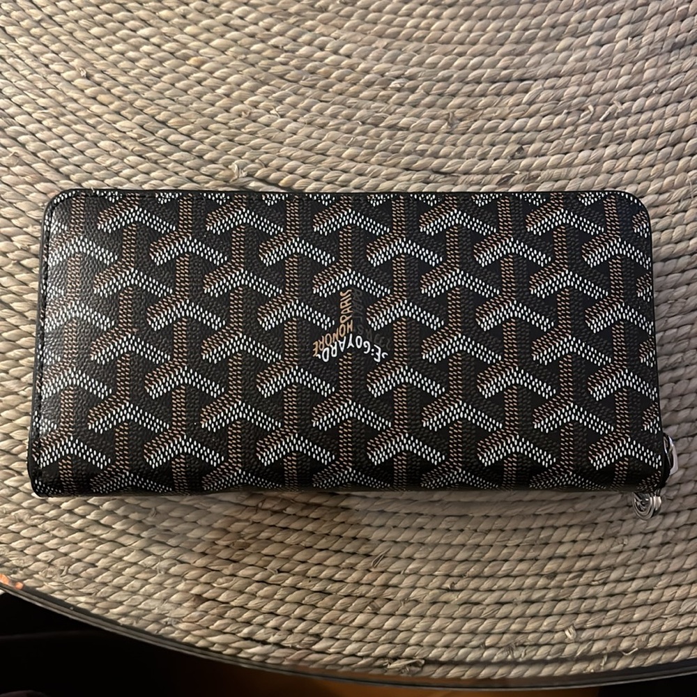 Wallet - image 2